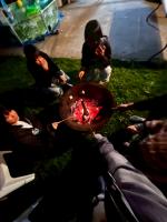 星の下でマシュマロ焼