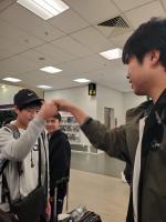 ホストファミリーに教わった挨拶を練習